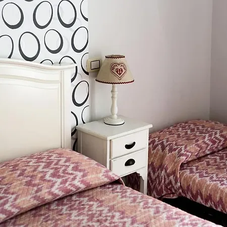 Double - Large For 6 Guests Apartment Naples
