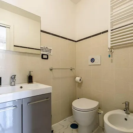 Double - Large For 6 Guests * Naples